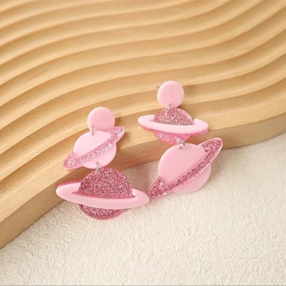 Sparkle Pink Saturn Planet Acrylic Drop Stud Earrings - Picture 4 of 7